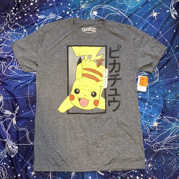 Pokémon T-shirt Medium - Picture 1 of 3